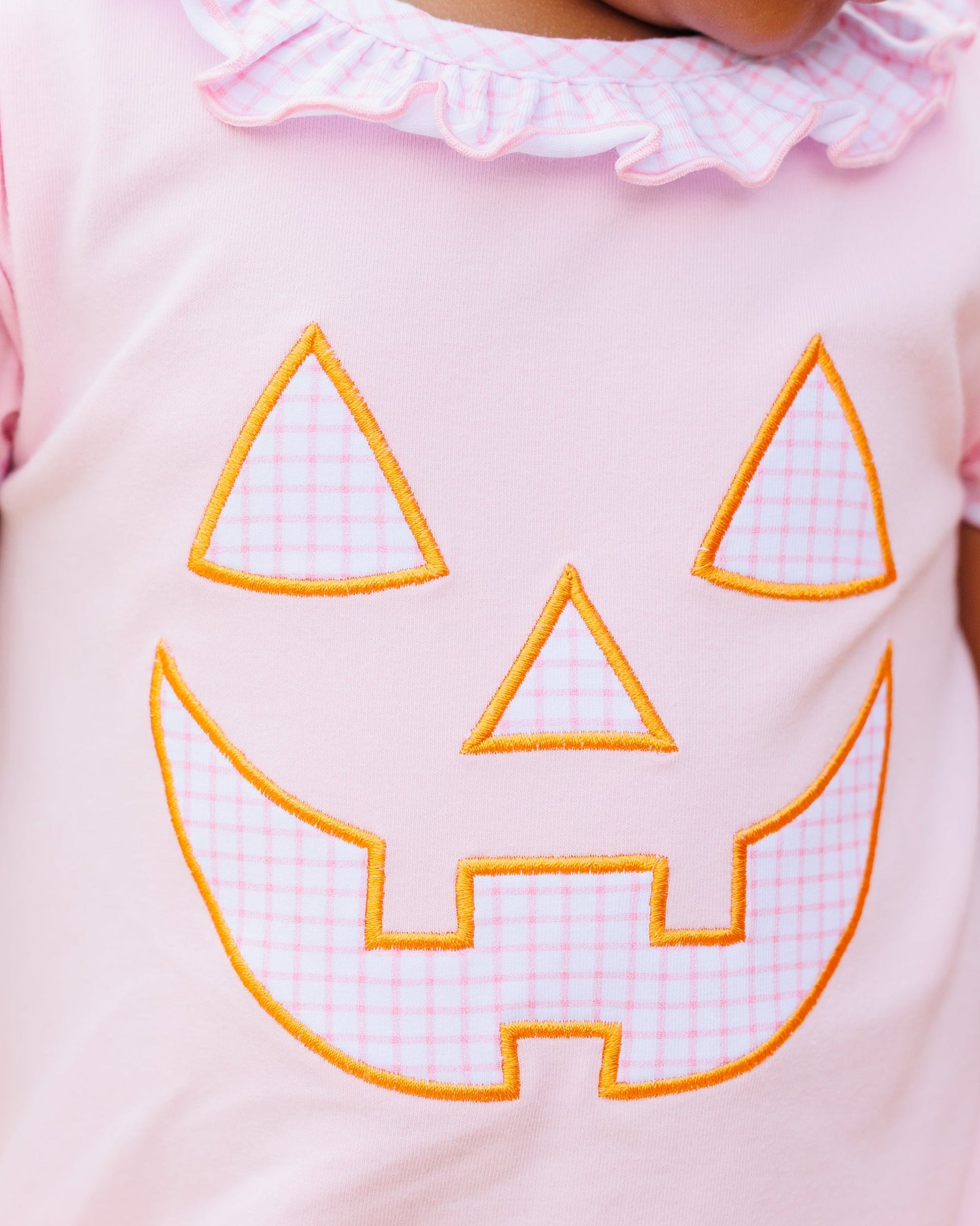 Carving Cutie Ruffle Bubble