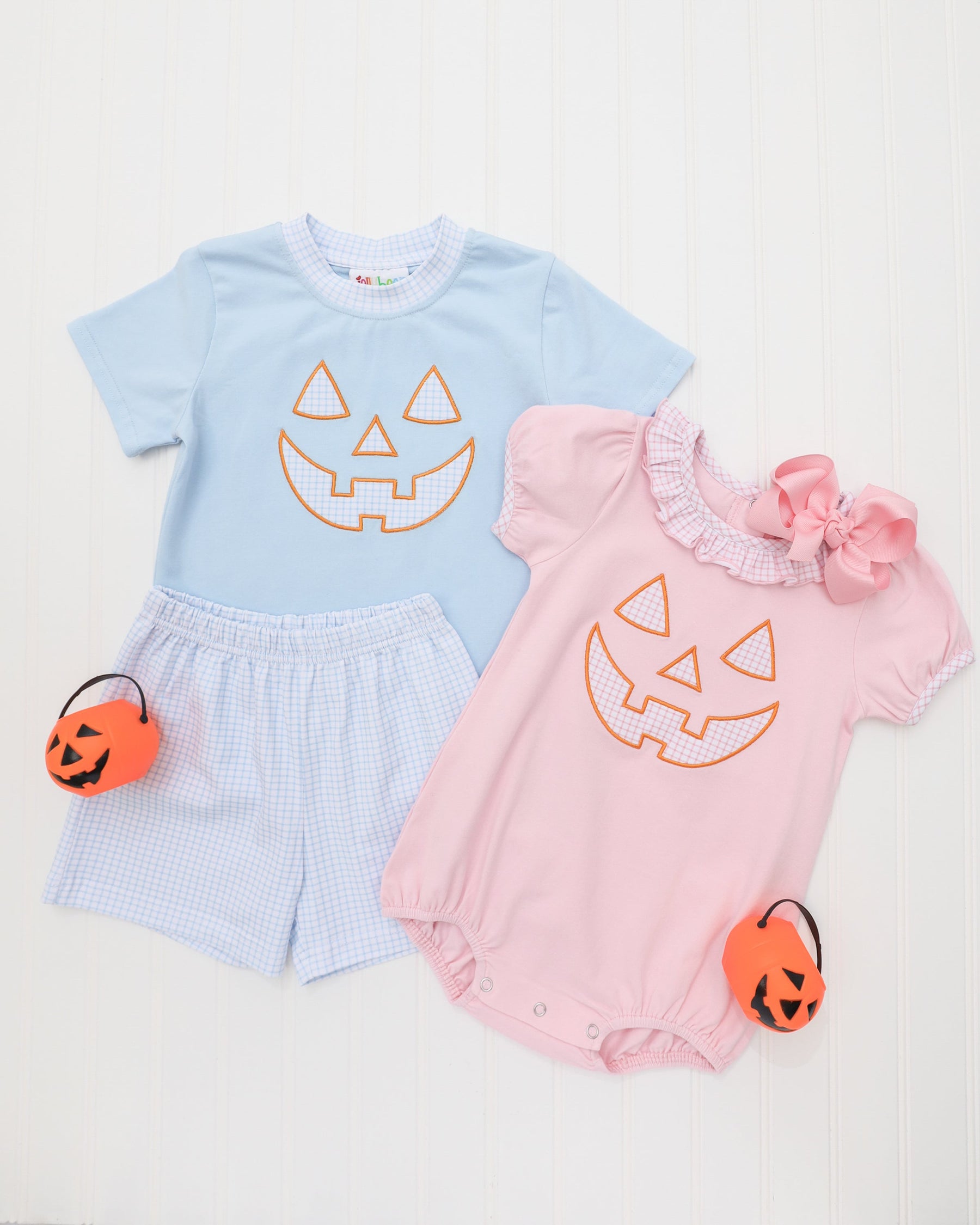 Carving Cutie Short Set